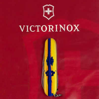 Ніж Victorinox Spartan Ukraine 91 мм Марка з трактором (1.3603.3_T3110p)
