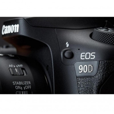 Цифровий фотоапарат Canon EOS 90D 18-135 IS nano USM (3616C029)
