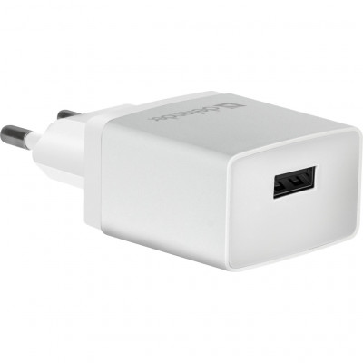 Зарядний пристрій Defender EPA-10 white, 1xUSB, 5V / 2.1A (83549)