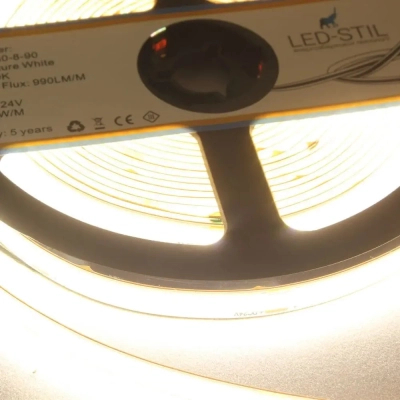 Світлодіодна стрічка LED-STIL 4000K 9 Вт/м COB 480 діодів IP33 24 Вольта 950 lm нейтральне світло (UC4-24-480-8-90)