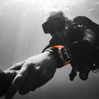 Смарт-годинник Apple Watch Ultra 2 GPS + Cellular, 49mm Titanium Case with Orange Ocean Band (MREH3UL/A)
