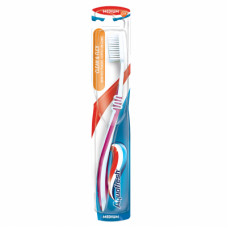 Зубна щітка Aquafresh Clean & Flex середня (5999518577737)
