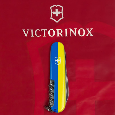 Ніж Victorinox Climber Ukraine Герб на прапорі (1.3703.3_T3040p)