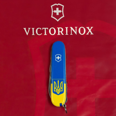 Ніж Victorinox Huntsman Ukraine 91 мм Герб на прапорі вертикальний (1.3713.7_T3030p)