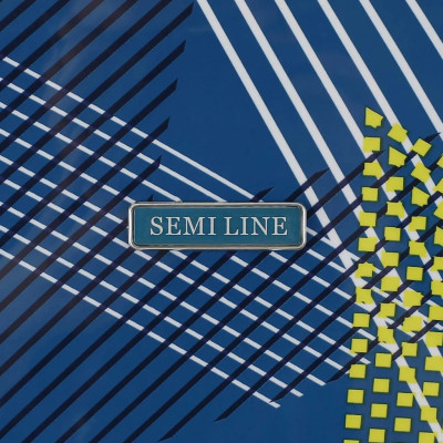 Валіза Semi Line Pattern 24