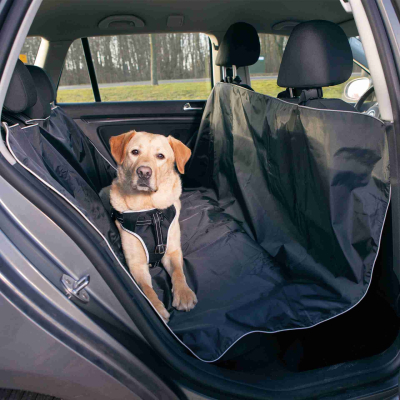 Килимок для тварин Trixie захисний в авто 1.45х1.60 м Чорний (поліестер) (4047974134726)