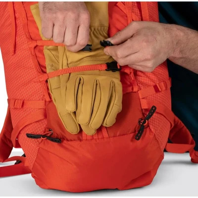 Рюкзак туристичний Osprey Mutant 38 mars orange S/M (009.3106)